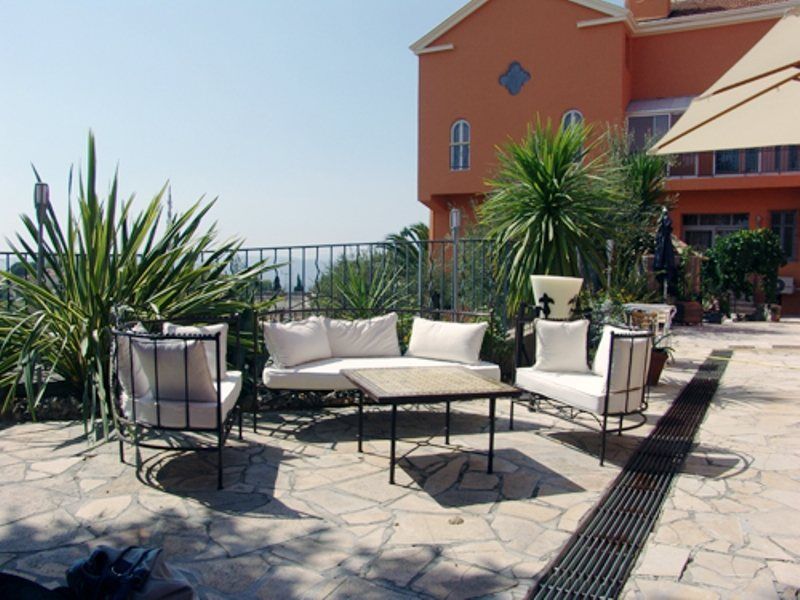 Hotel Mandarina Grasse Exterior photo